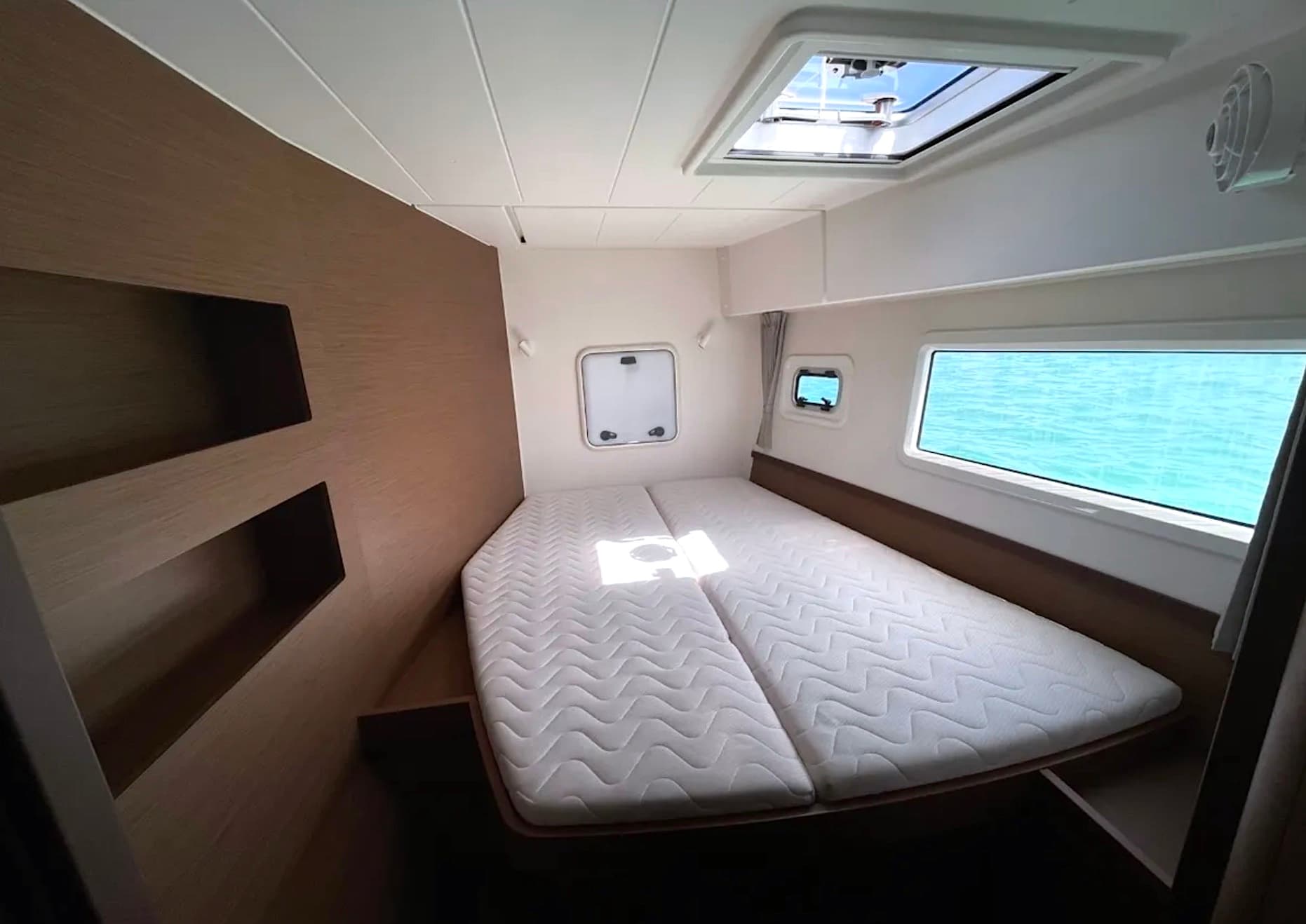 LAGOON 42 6
