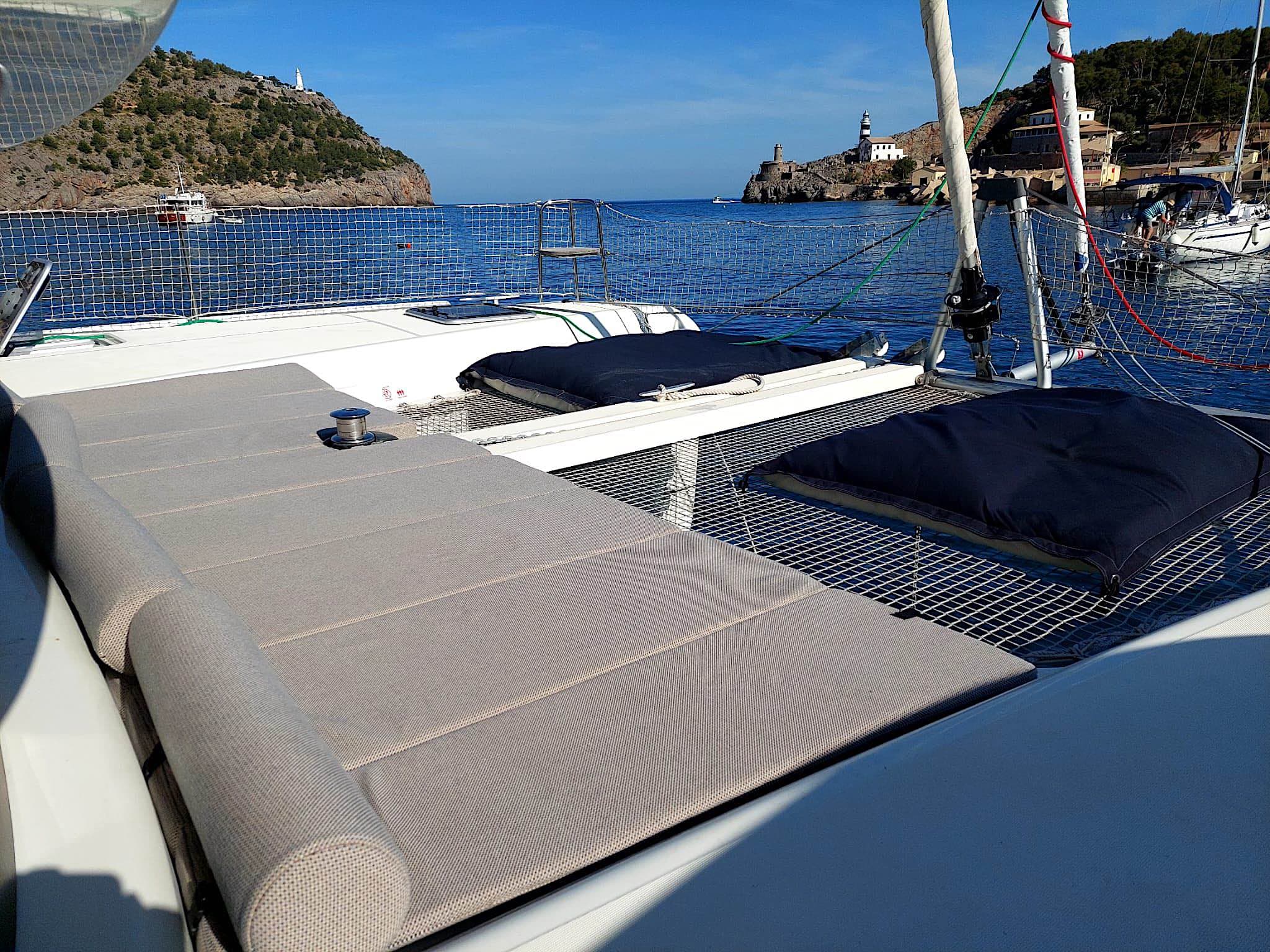 Lagoon 42 7