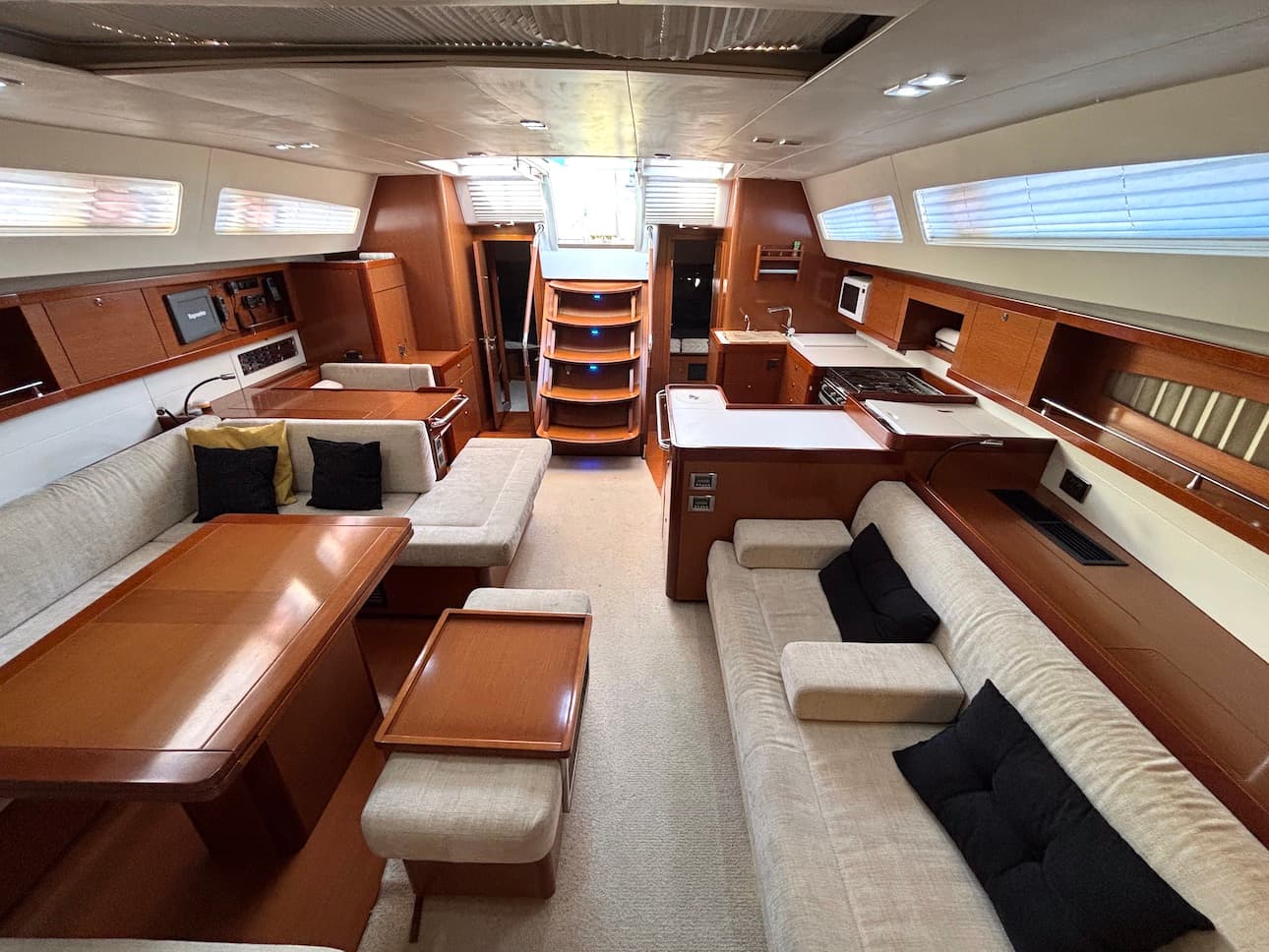 BENETEAU OCEANIS 58 14