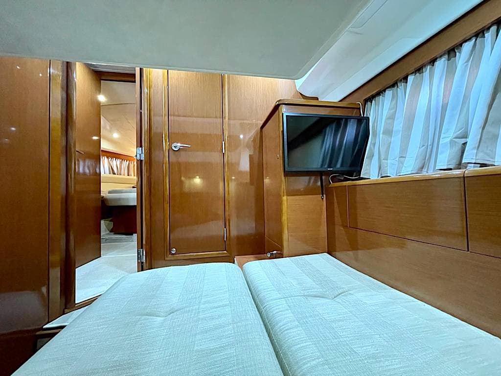 Jeanneau Prestige 39 Fly 10