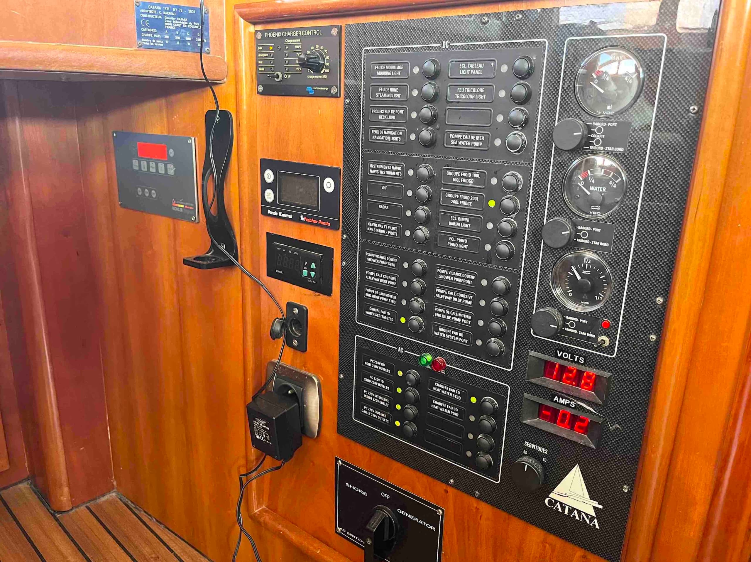 CATANA 471 18