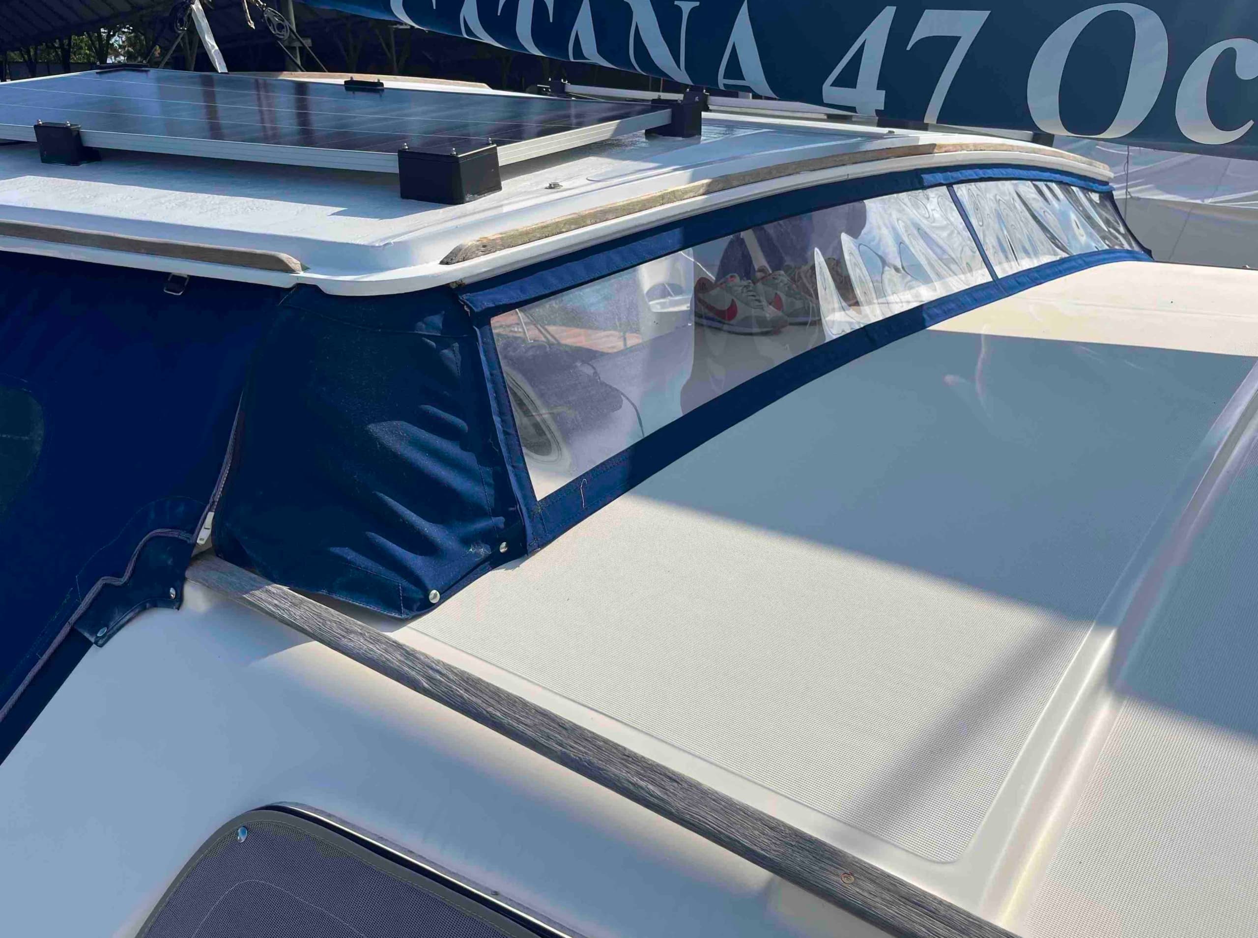CATANA 471 8