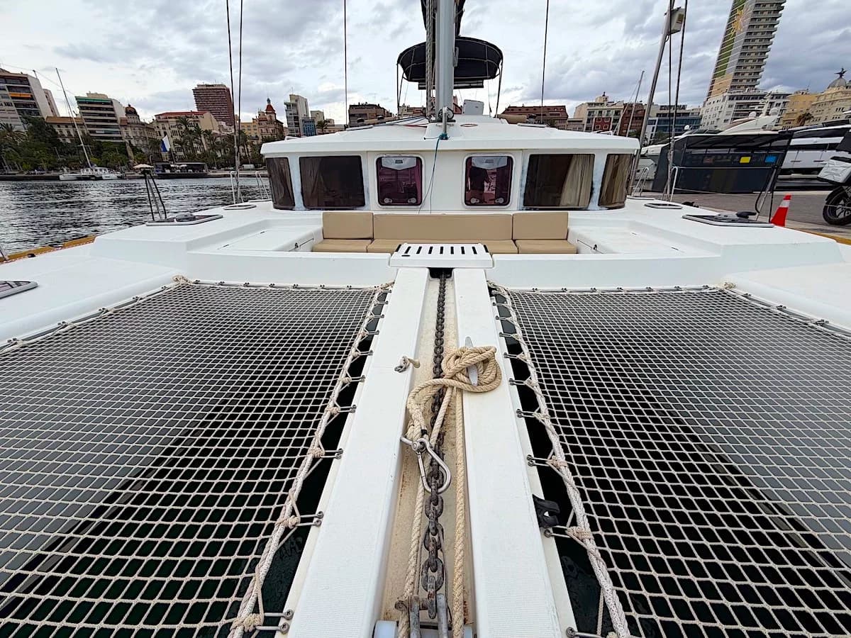 Lagoon 440 5