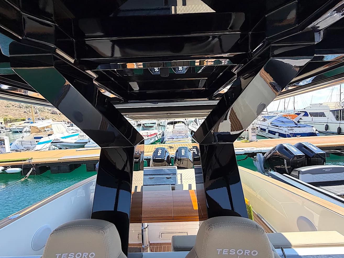 Tesoro T38 10