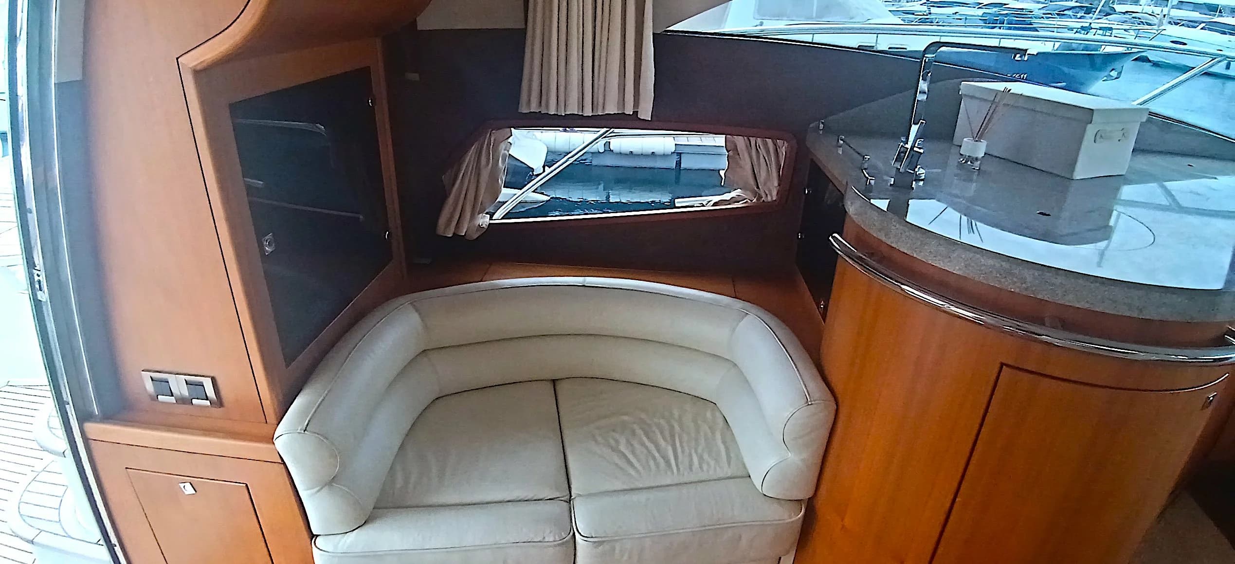 Galeon 440 Fly 18