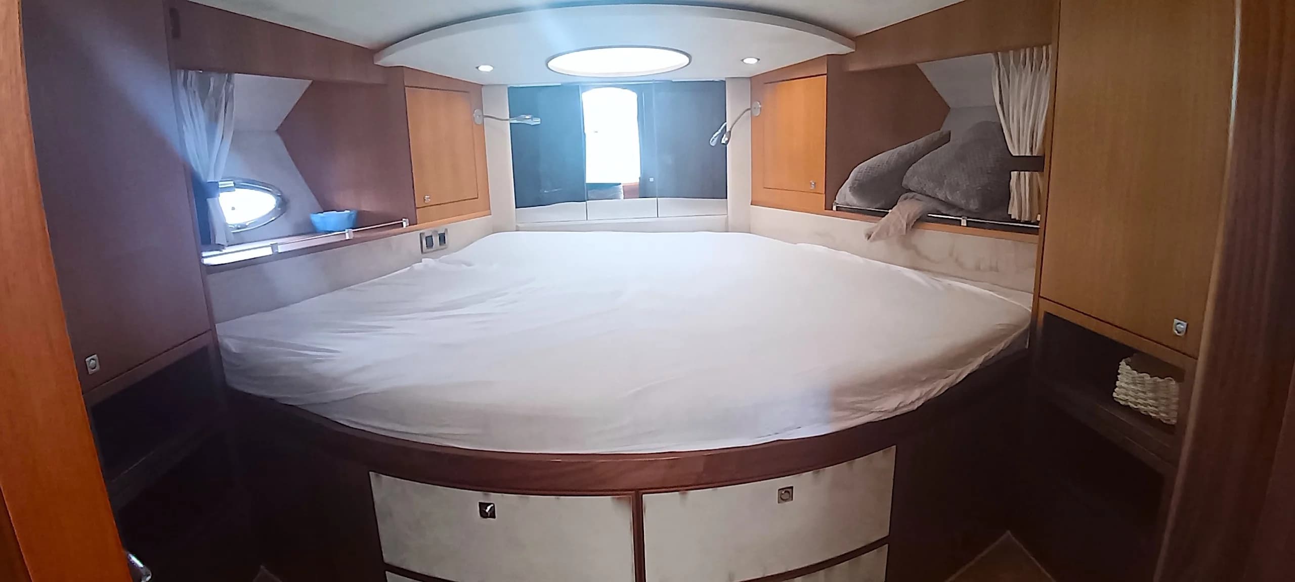 Galeon 440 Fly 23