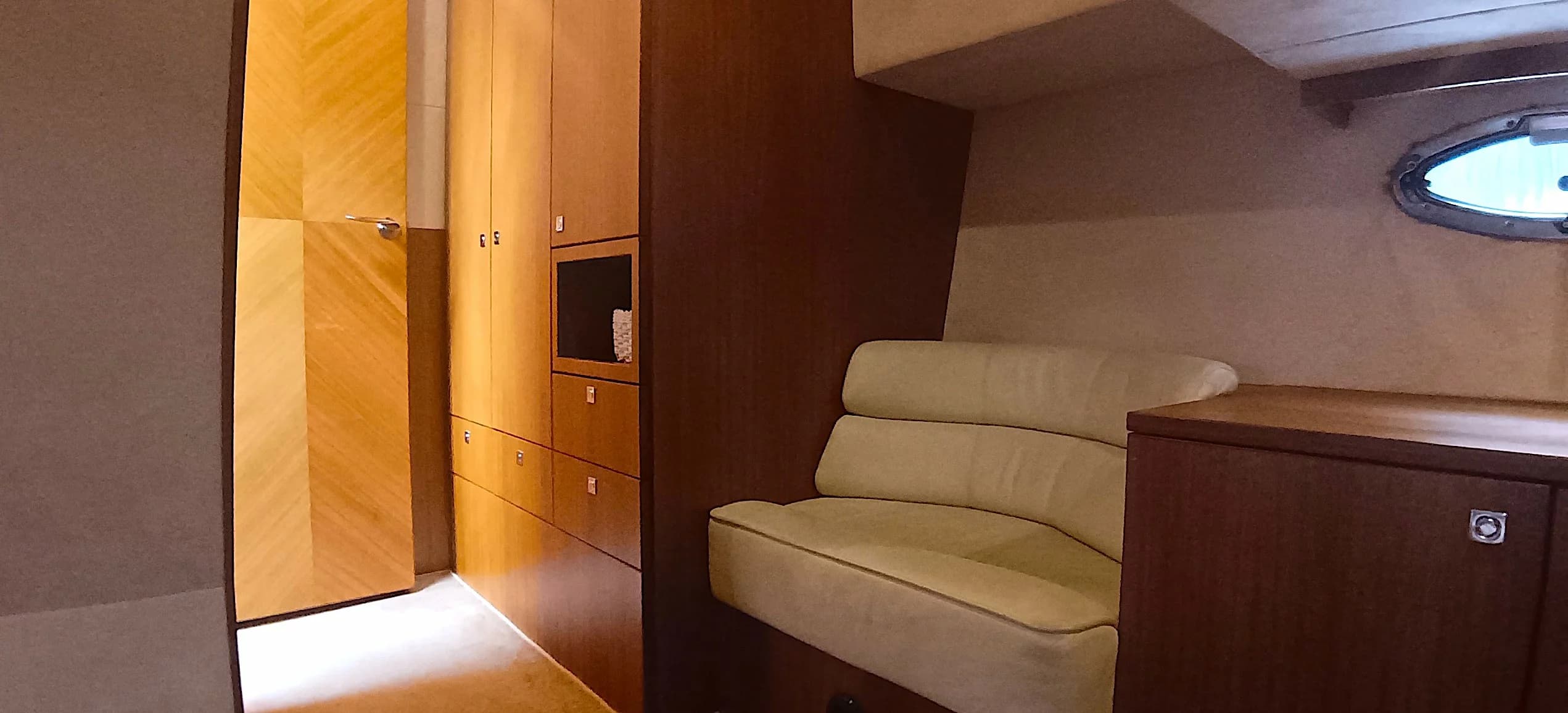 Galeon 440 Fly 26