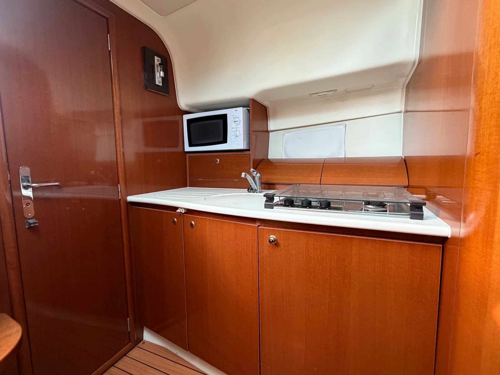 Jeanneau Prestige 34 HT 18