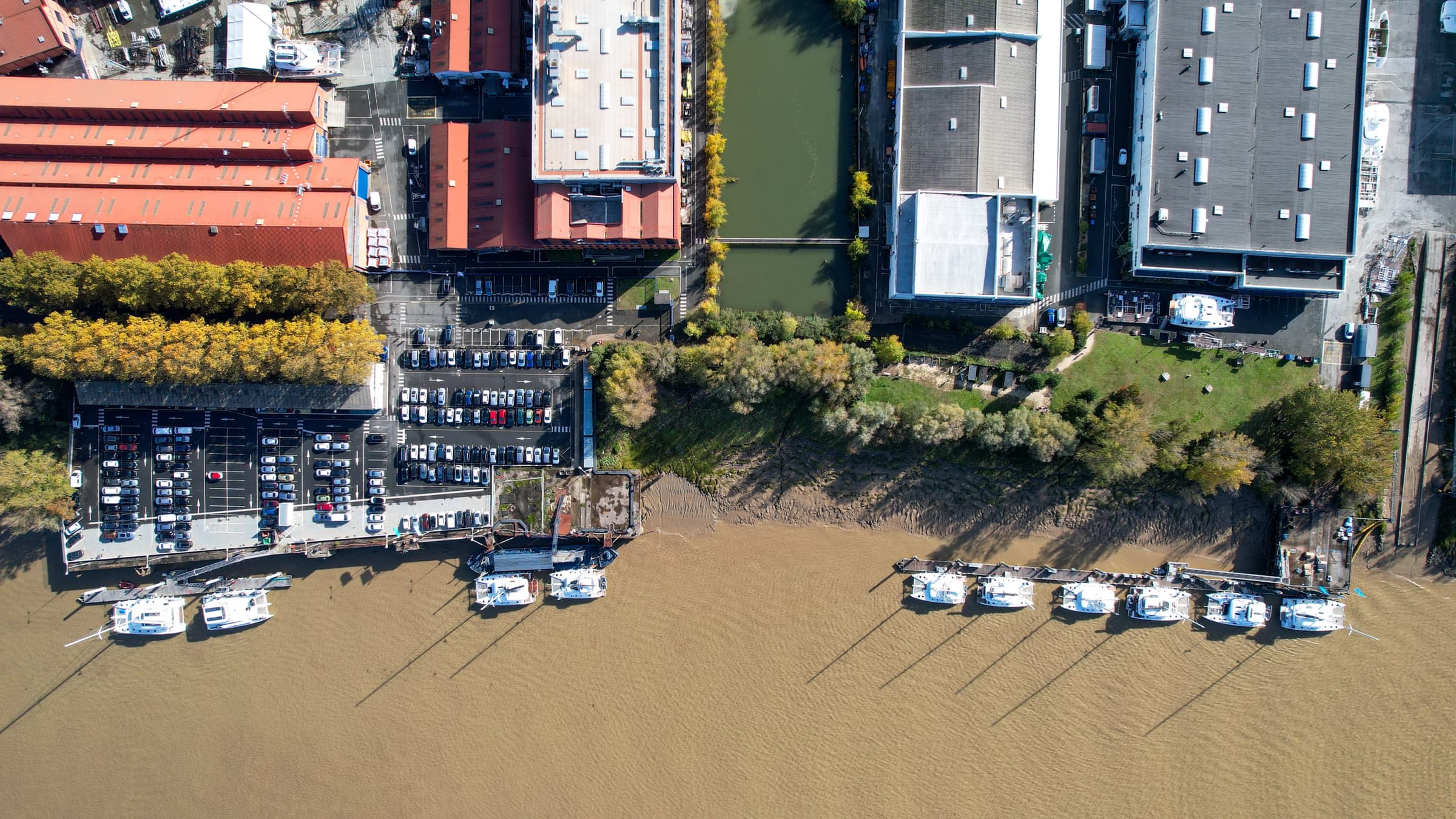 Vue aérienne de Construction Navale Bordeaux sur la Garonne